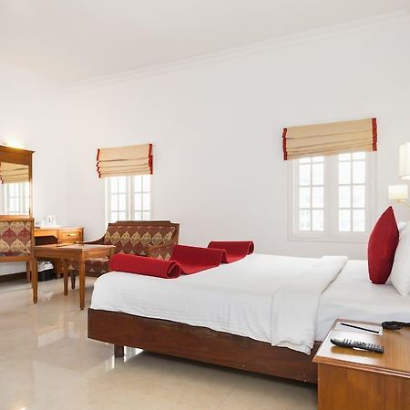 The Avenue Center Hotel Kochi Dış mekan fotoğraf