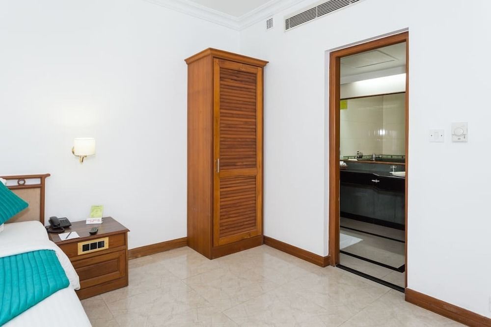 The Avenue Center Hotel Kochi Dış mekan fotoğraf