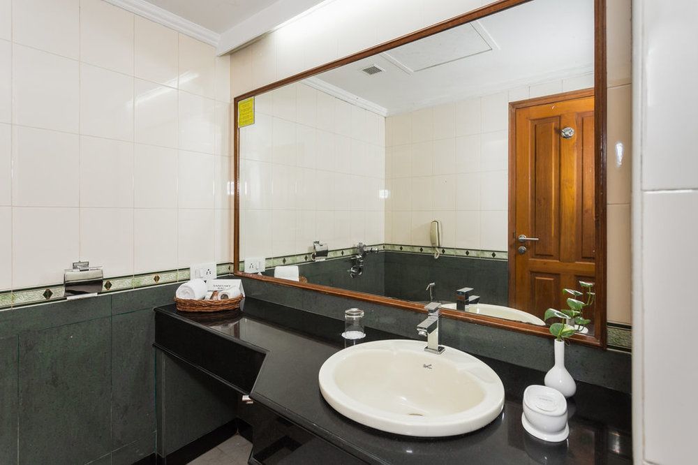 The Avenue Center Hotel Kochi Dış mekan fotoğraf
