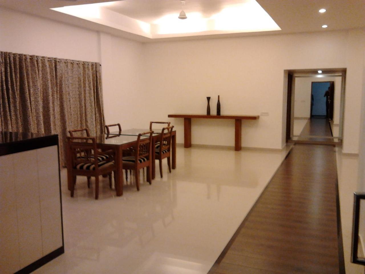 The Avenue Center Hotel Kochi Dış mekan fotoğraf